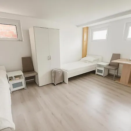 Lägenhet Fuer Monteure In Siegen *